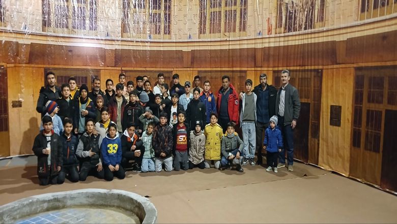 دانش آموزان عزیز مسجد امام رضا علیه السلام 